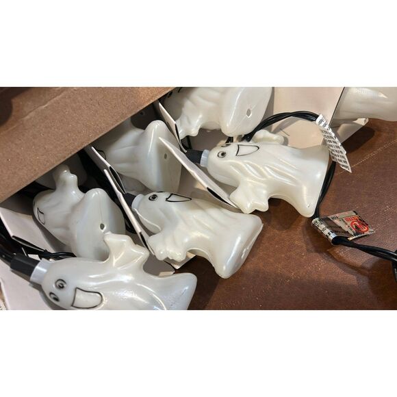 Vintage Super Bight Ghost 20 indoor Outdoor String Halloween String Lights 1998 - Picture 4 of 6